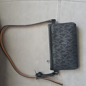 NWOT MICHAEL KORS Black Belt Bag